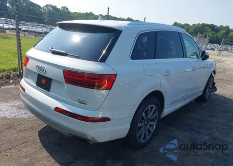 2017 Audi Q7 3.0T Premium из США, поврежденный, VIN WA1LAAF74HD023137